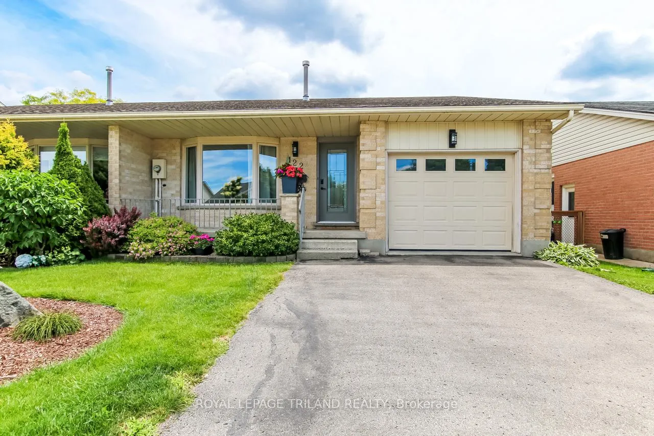 Photo 1 of 122 Manor Road, St. Thomas — HOMEH