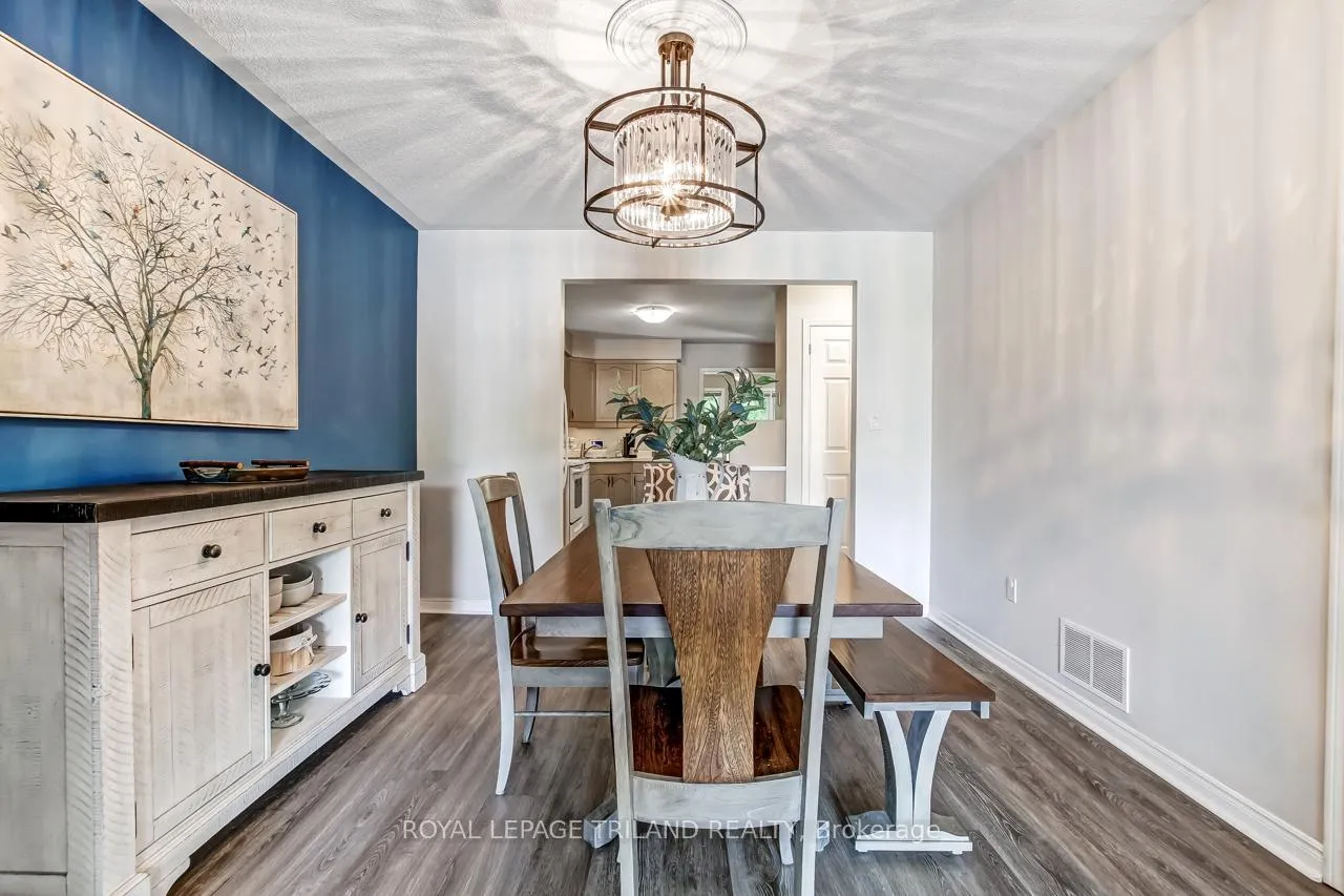 Photo 9 of 122 Manor Road, St. Thomas — HOMEH