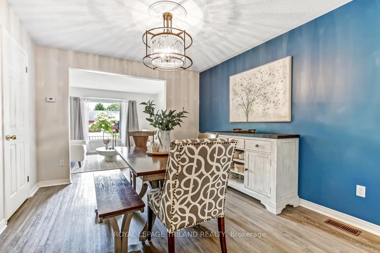 Photo 10 of 122 Manor Road, St. Thomas — HOMEH