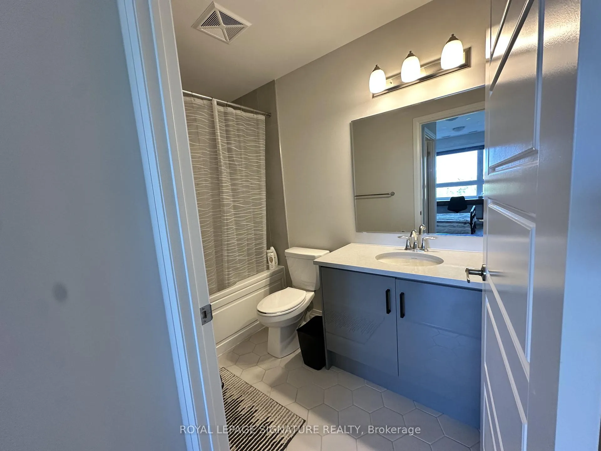 Photo 7 of Unit 206, 3265 Carding Mill Trail, Oakville, Glenorchy — HOMEH
