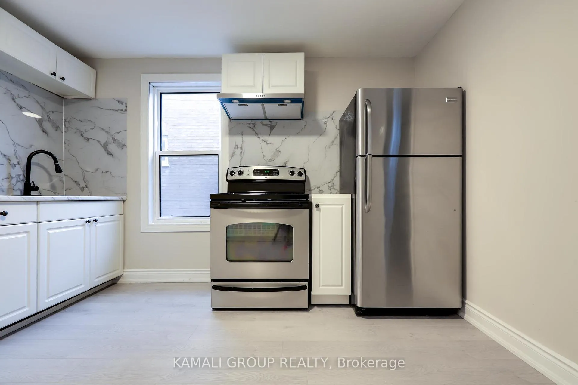 Photo 5 of Unit UNIT 2, 81 McMillan Drive, Oshawa, O'Neill — HOMEH