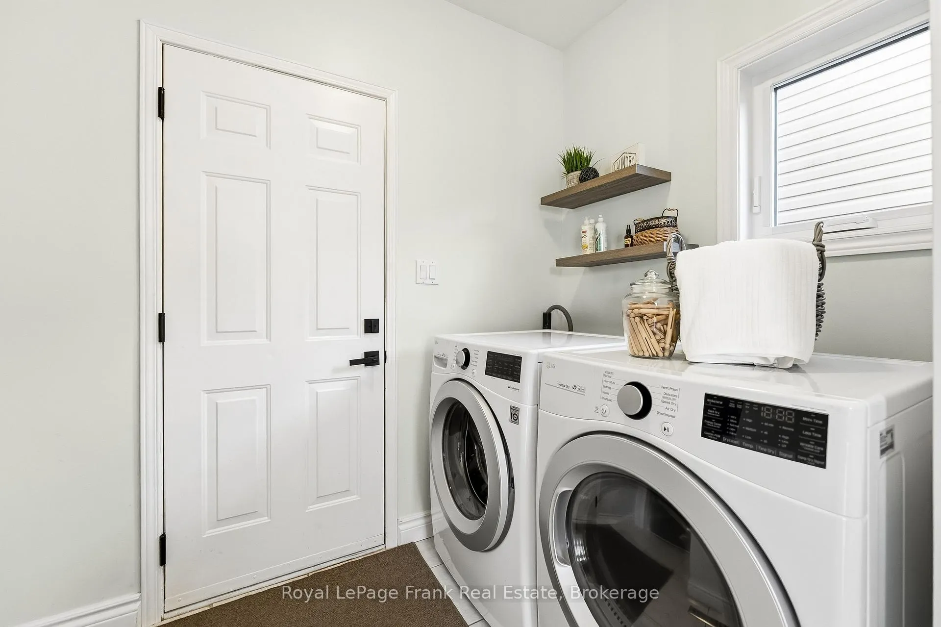 Photo 18 of 232 Shipway Avenue, Clarington, Newcastle — HOMEH