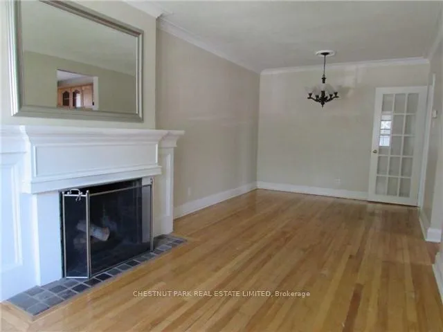 Photo 2 of 143 Glenvale Boulevard, Toronto, Leaside — HOMEH
