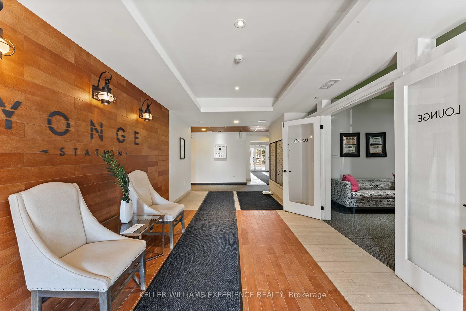 Photo 4 of Unit 307, 720 Yonge Street, Barrie, Painswick South — HOMEH