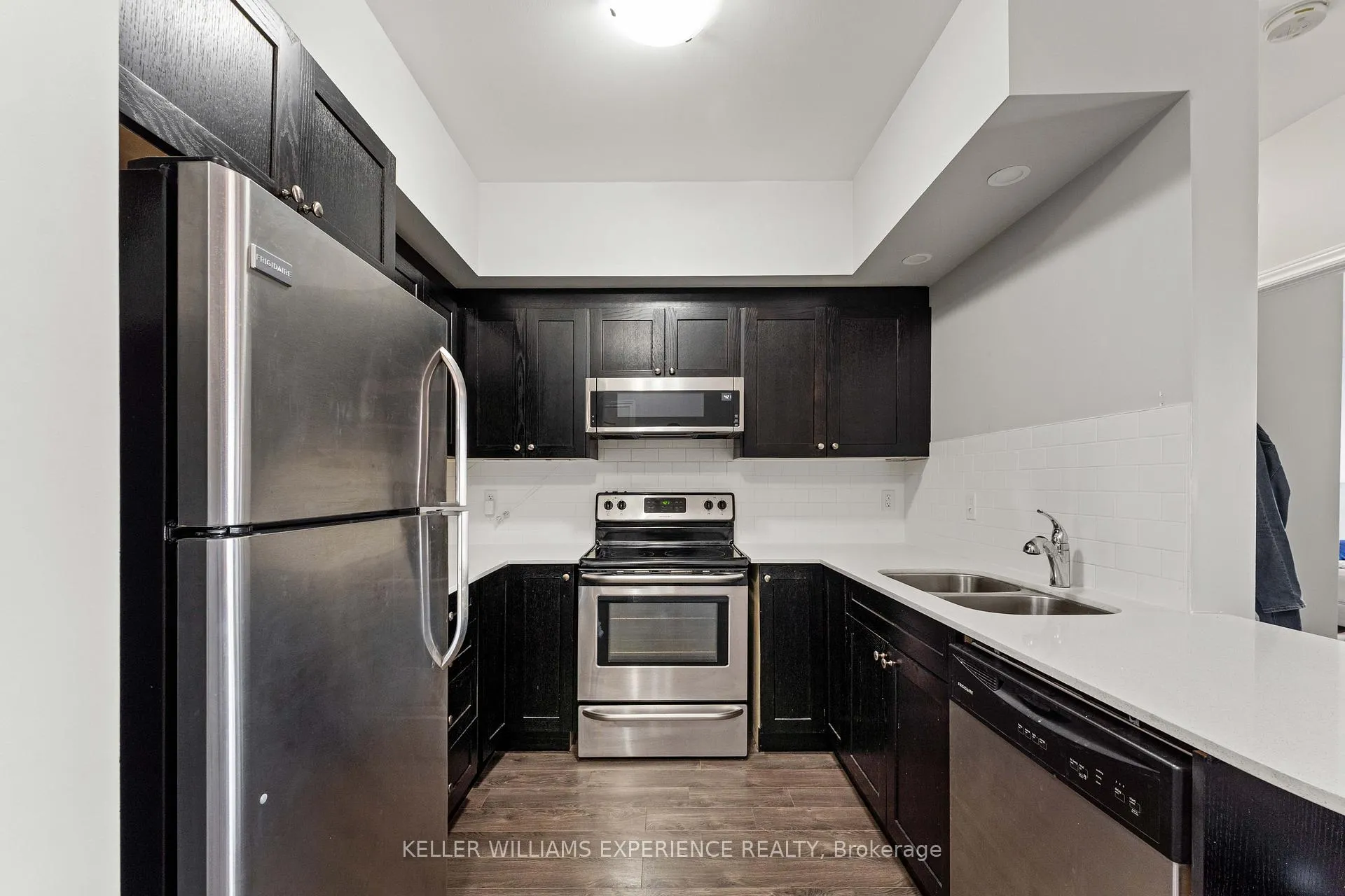 Photo 11 of Unit 307, 720 Yonge Street, Barrie, Painswick South — HOMEH