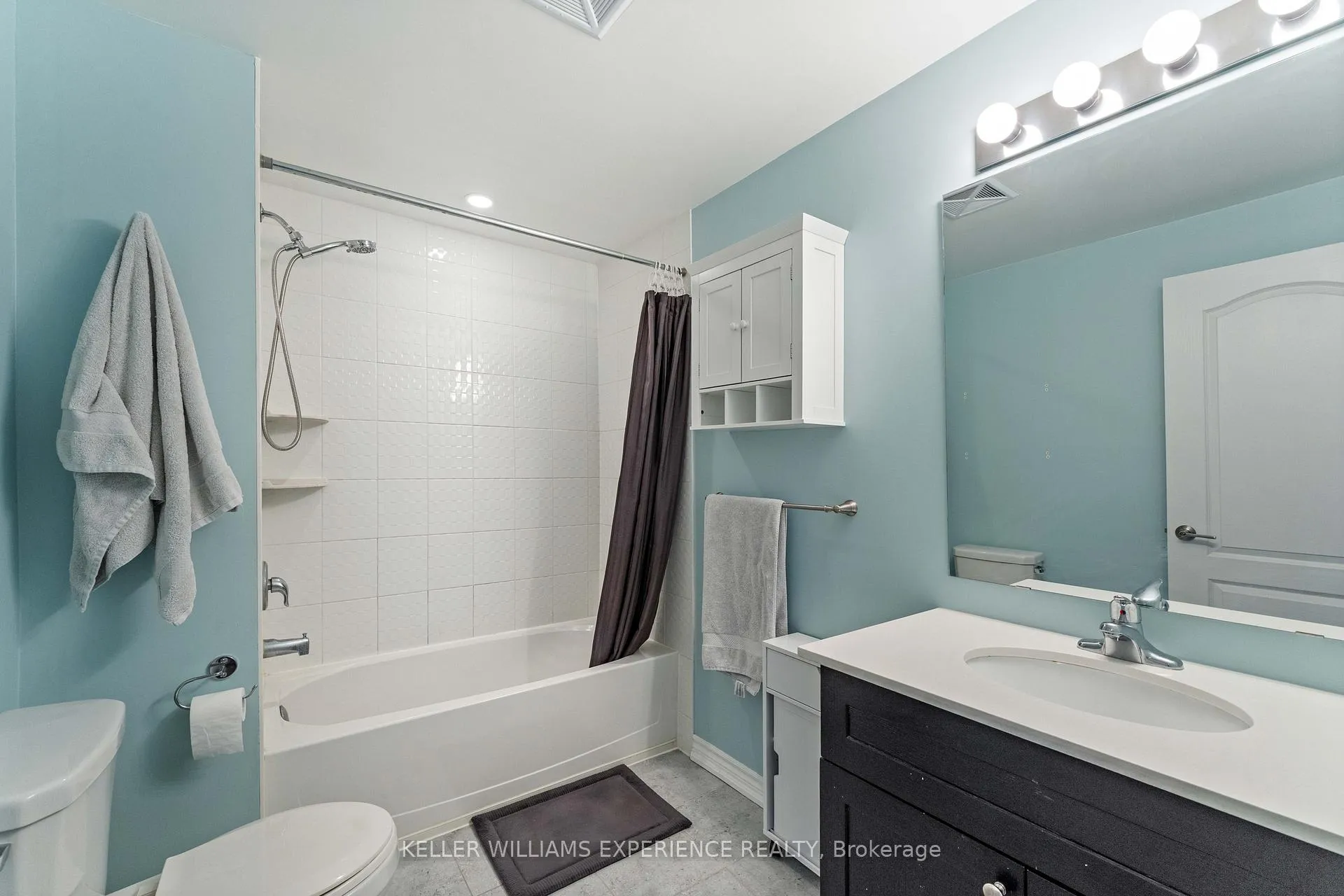 Photo 19 of Unit 307, 720 Yonge Street, Barrie, Painswick South — HOMEH