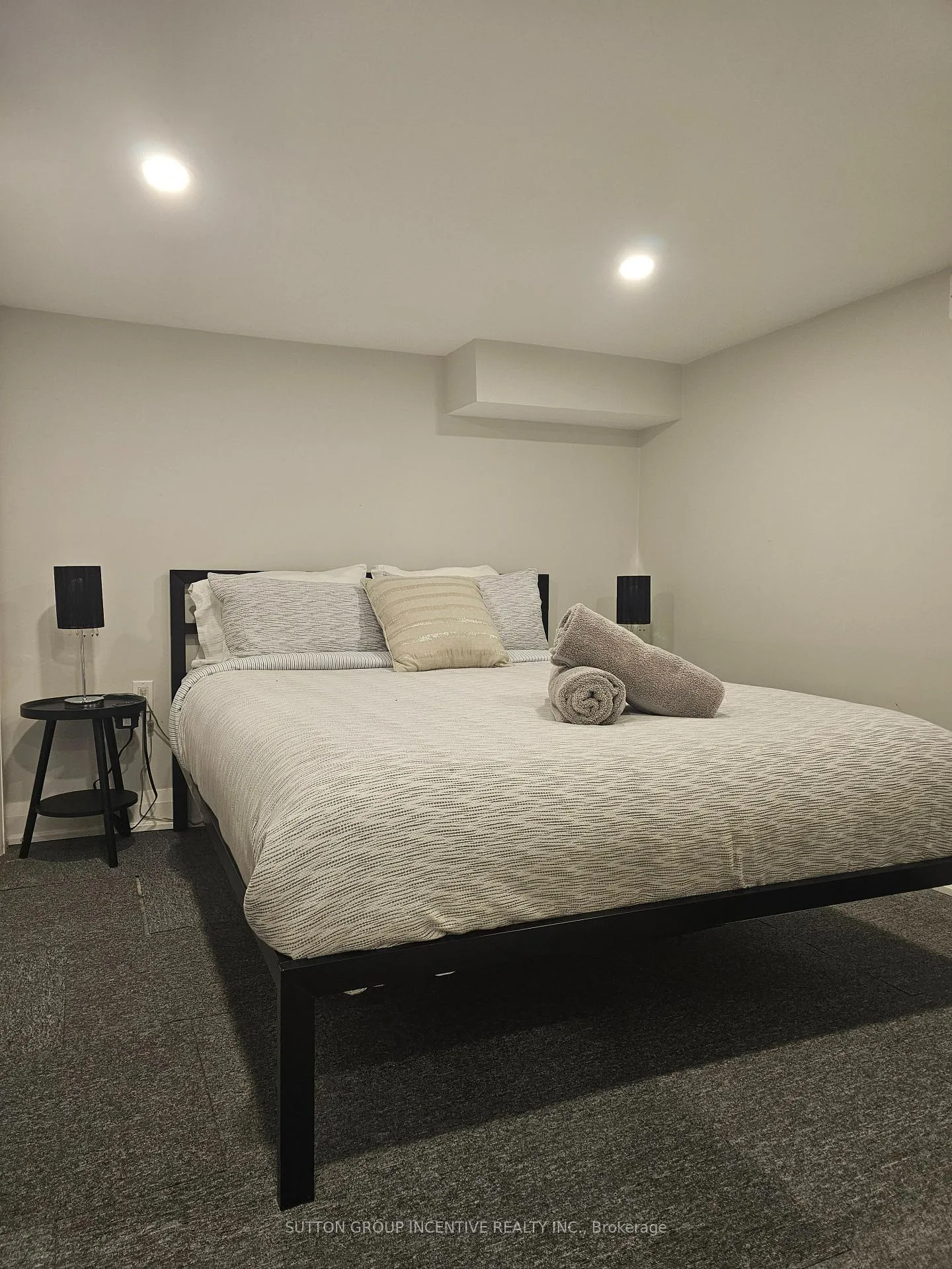 Photo 24 of 5151 Kitchener Street, Niagara Falls, Clifton Hill — HOMEH