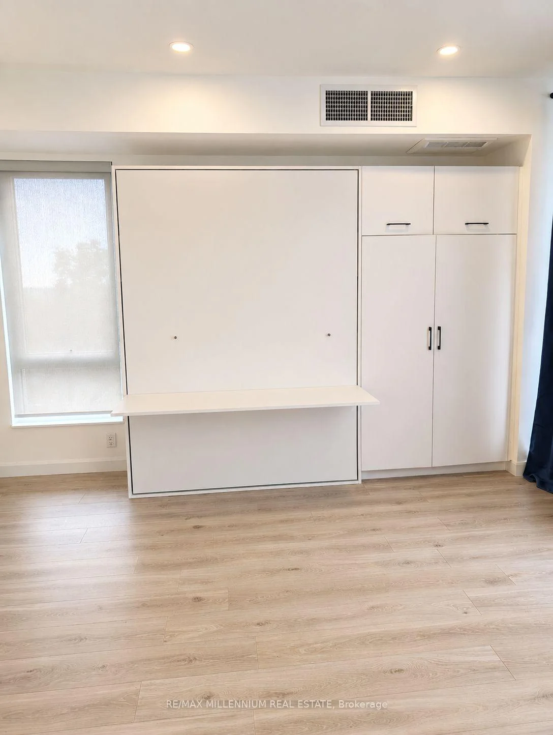 Photo 6 of Unit 413, 741 King Street W, Kitchener, KW Hospital — HOMEH