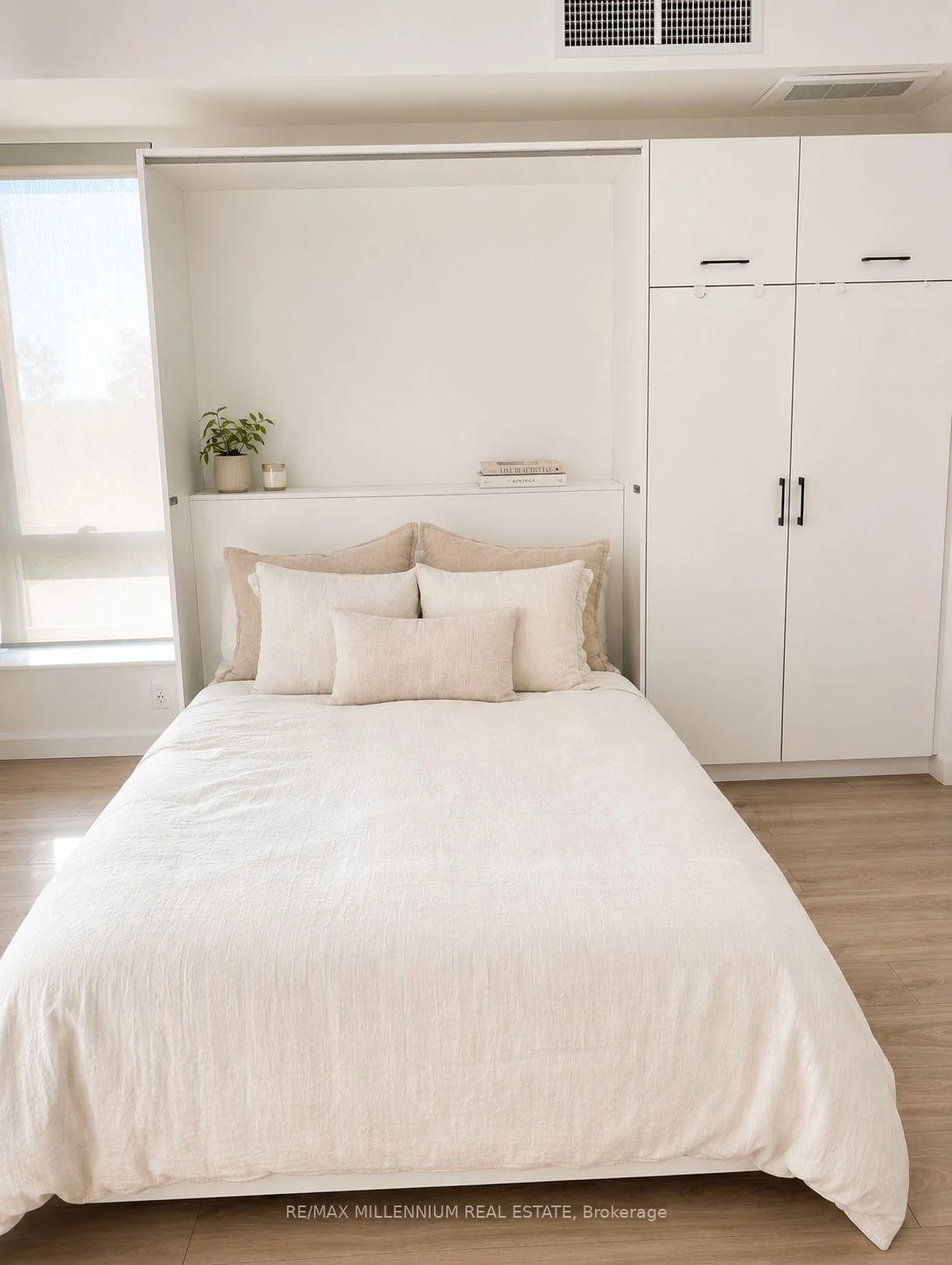Photo 7 of Unit 413, 741 King Street W, Kitchener, KW Hospital — HOMEH