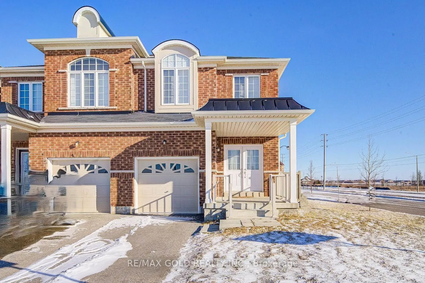 Front of 566 Bessborough Drive