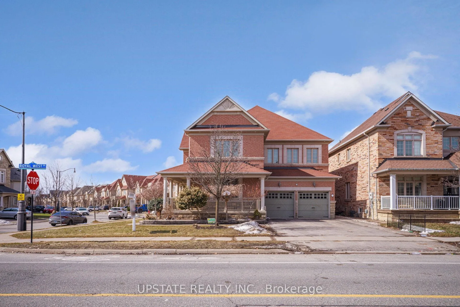 Front of 2 Beachville Circle