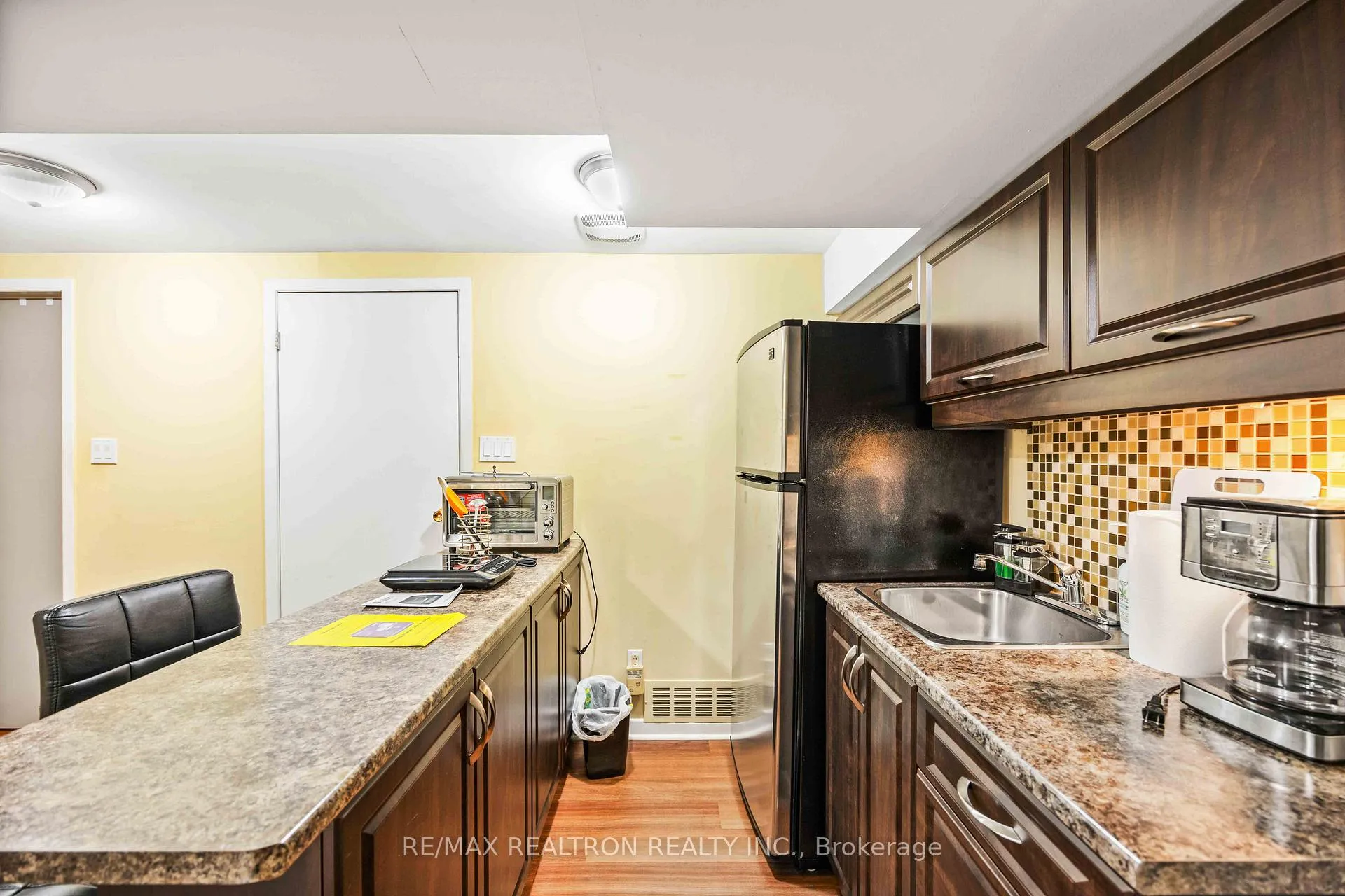 Photo 16 of 264 Galway Court, Oshawa, Vanier — HOMEH