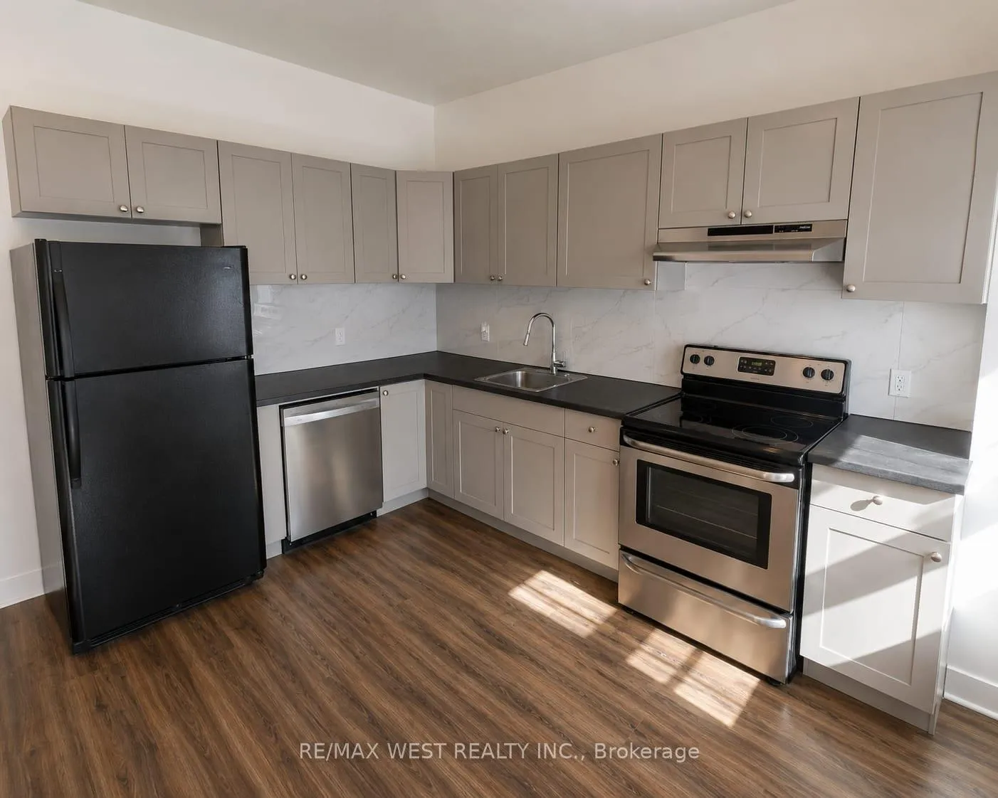 Photo 2 of Unit 1, 2089 Dufferin Street, Toronto, Oakwood Village — HOMEH