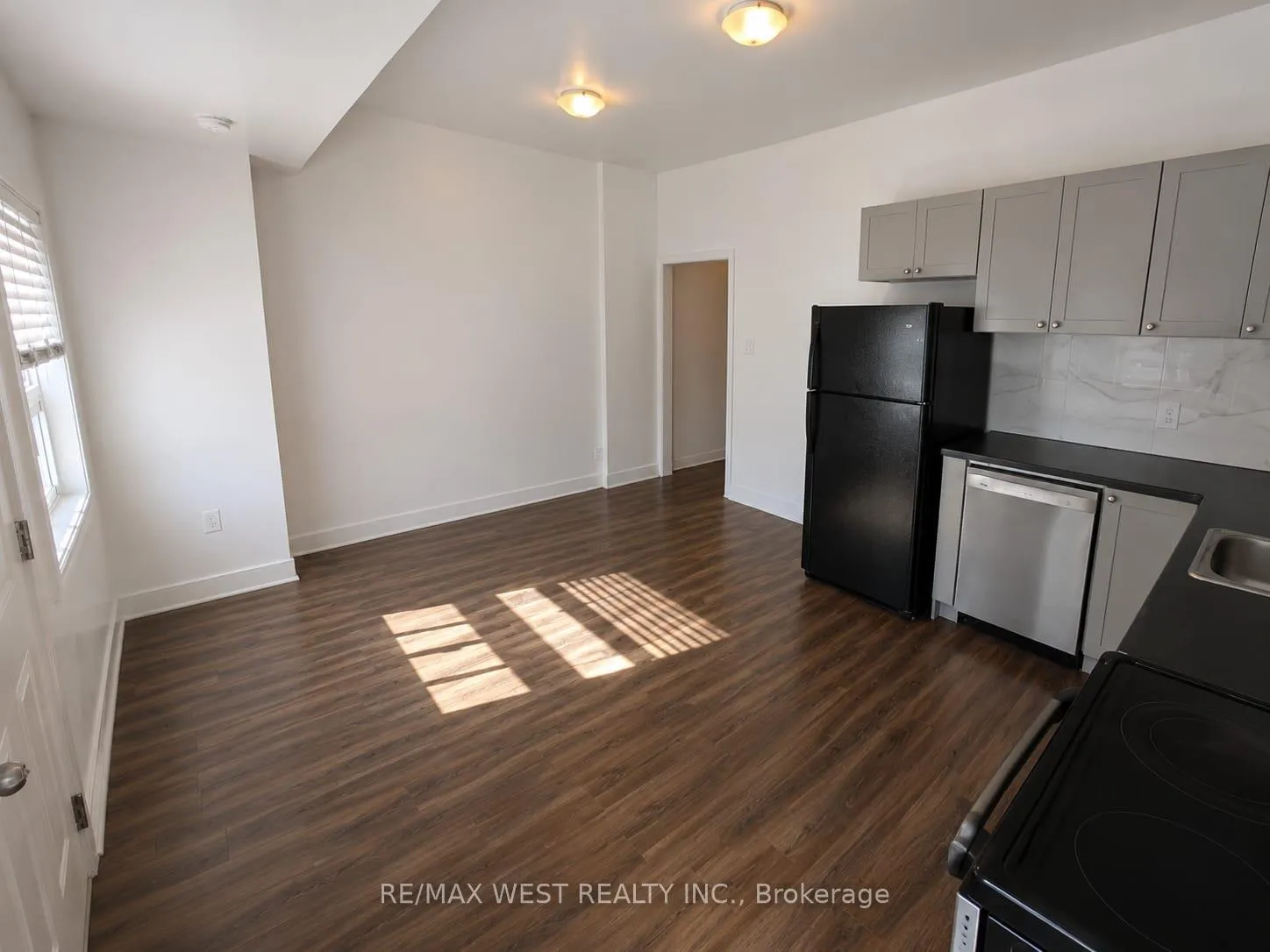 Photo 3 of Unit 1, 2089 Dufferin Street, Toronto, Oakwood Village — HOMEH