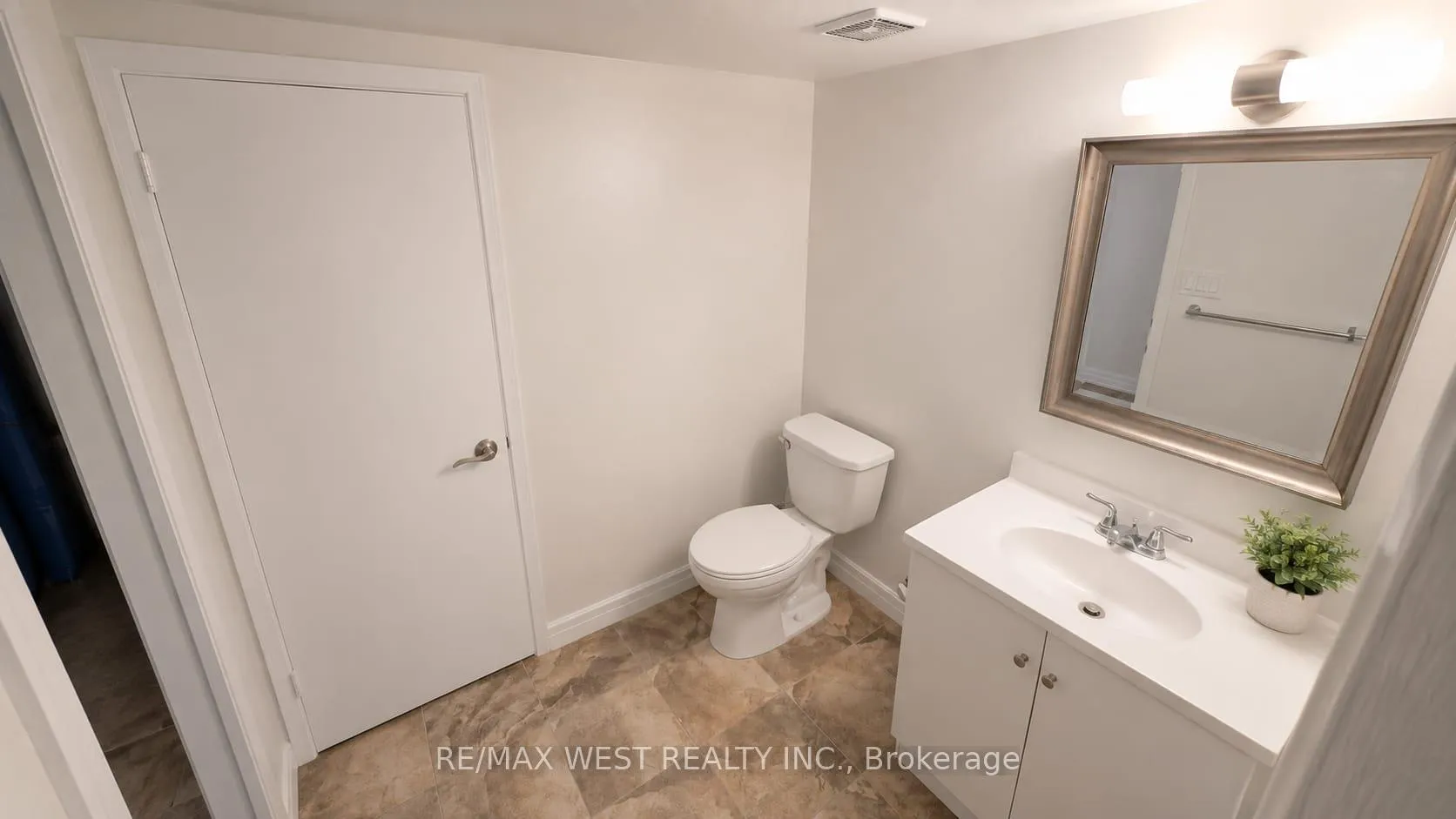 Photo 19 of Unit 1, 2089 Dufferin Street, Toronto, Oakwood Village — HOMEH