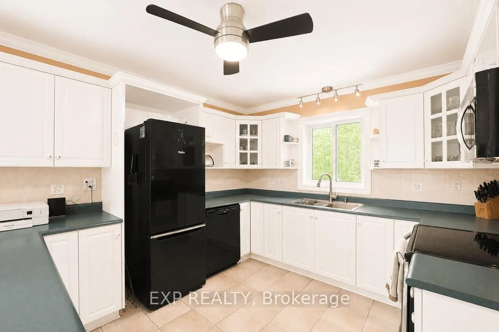 Photo 5 of 384 Carnegie Beach Road, Scugog, Rural Scugog — HOMEH
