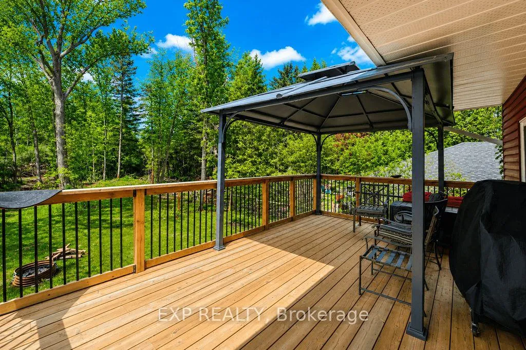Photo 11 of 384 Carnegie Beach Road, Scugog, Rural Scugog — HOMEH