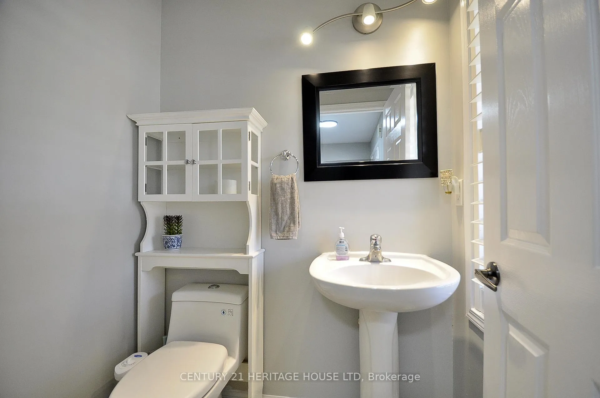 Photo 19 of 15 Horton Walk, Cambridge, Silver Heights — HOMEH