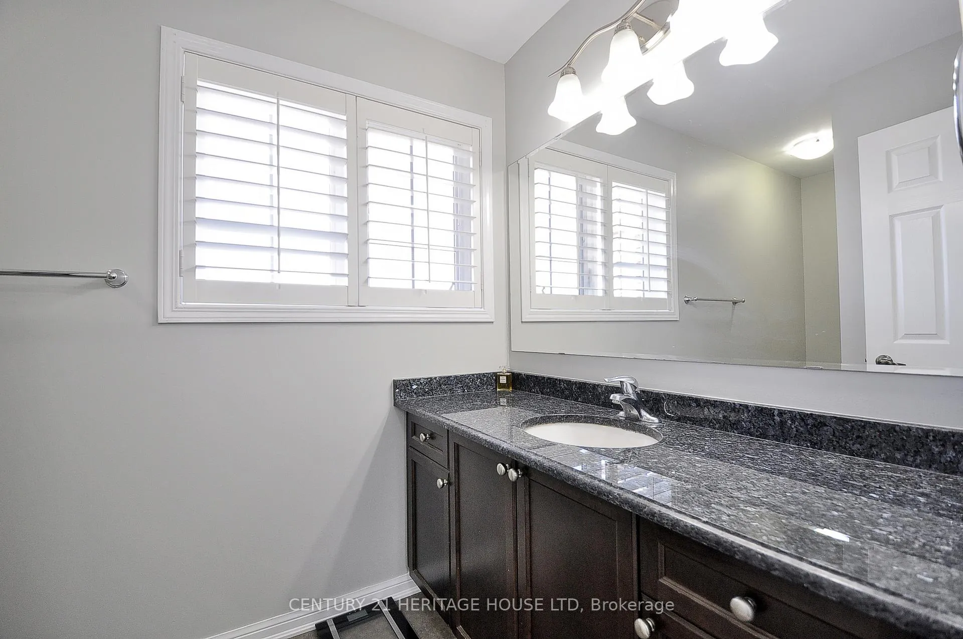 Photo 24 of 15 Horton Walk, Cambridge, Silver Heights — HOMEH