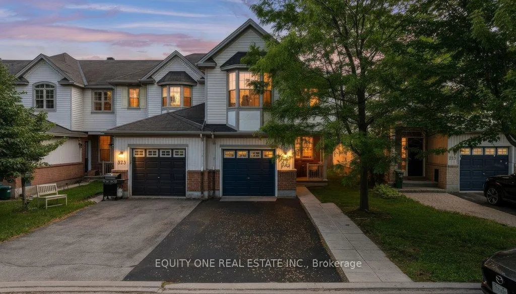 Photo 2 of 325 Applecross Crescent, Ottawa, Kanata - Morgan's Grant/South March — HOMEH