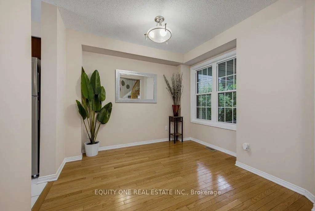 Photo 7 of 325 Applecross Crescent, Ottawa, Kanata - Morgan's Grant/South March — HOMEH