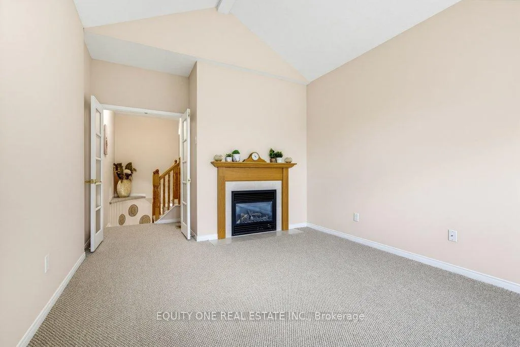 Photo 24 of 325 Applecross Crescent, Ottawa, Kanata - Morgan's Grant/South March — HOMEH