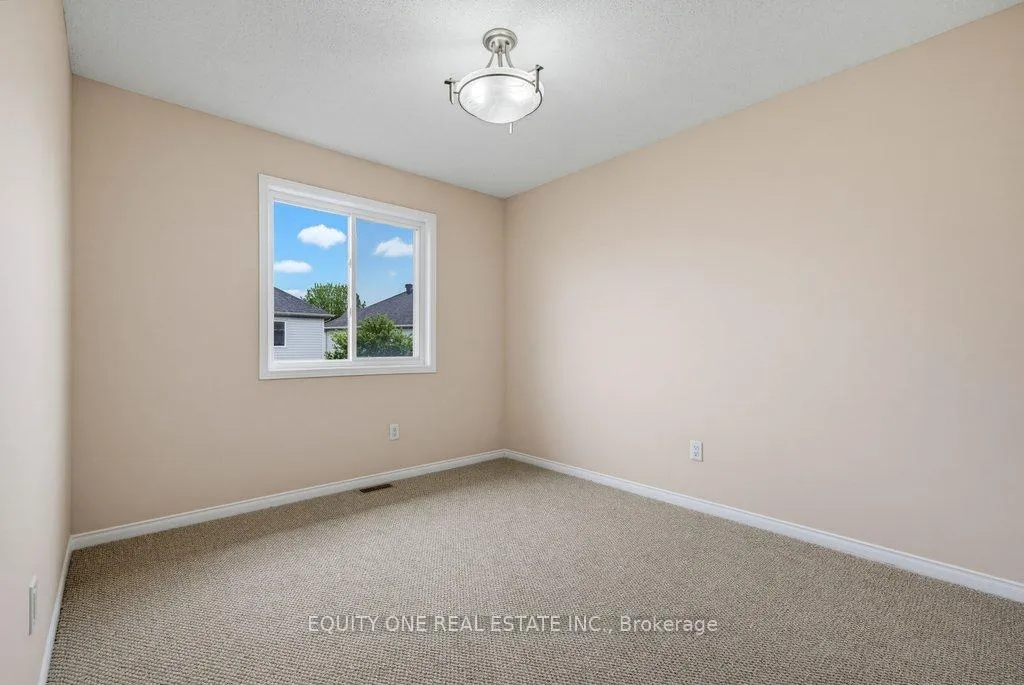 Photo 37 of 325 Applecross Crescent, Ottawa, Kanata - Morgan's Grant/South March — HOMEH