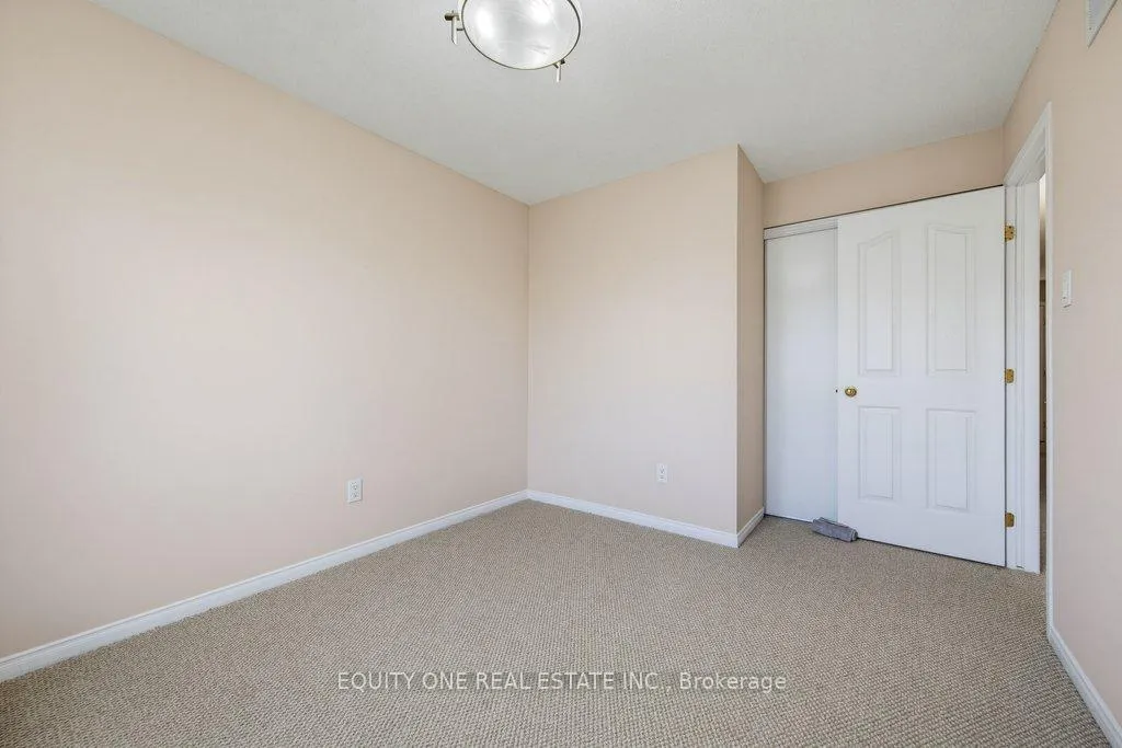 Photo 38 of 325 Applecross Crescent, Ottawa, Kanata - Morgan's Grant/South March — HOMEH