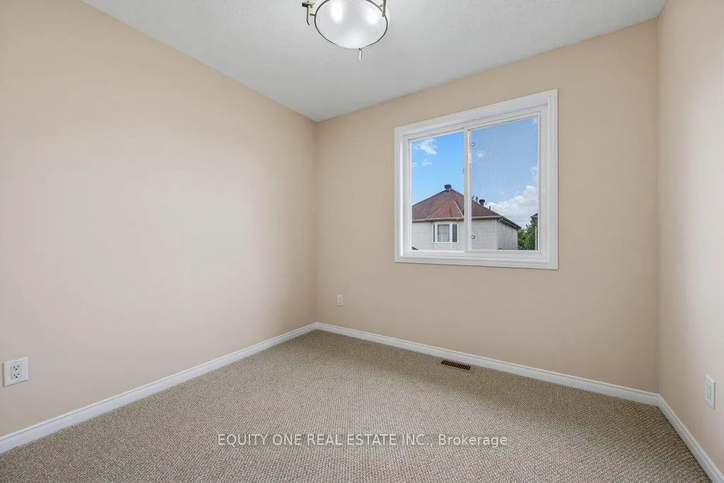 Photo 39 of 325 Applecross Crescent, Ottawa, Kanata - Morgan's Grant/South March — HOMEH