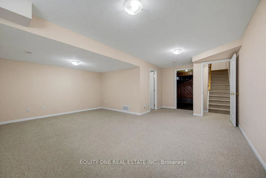 Photo 41 of 325 Applecross Crescent, Ottawa, Kanata - Morgan's Grant/South March — HOMEH