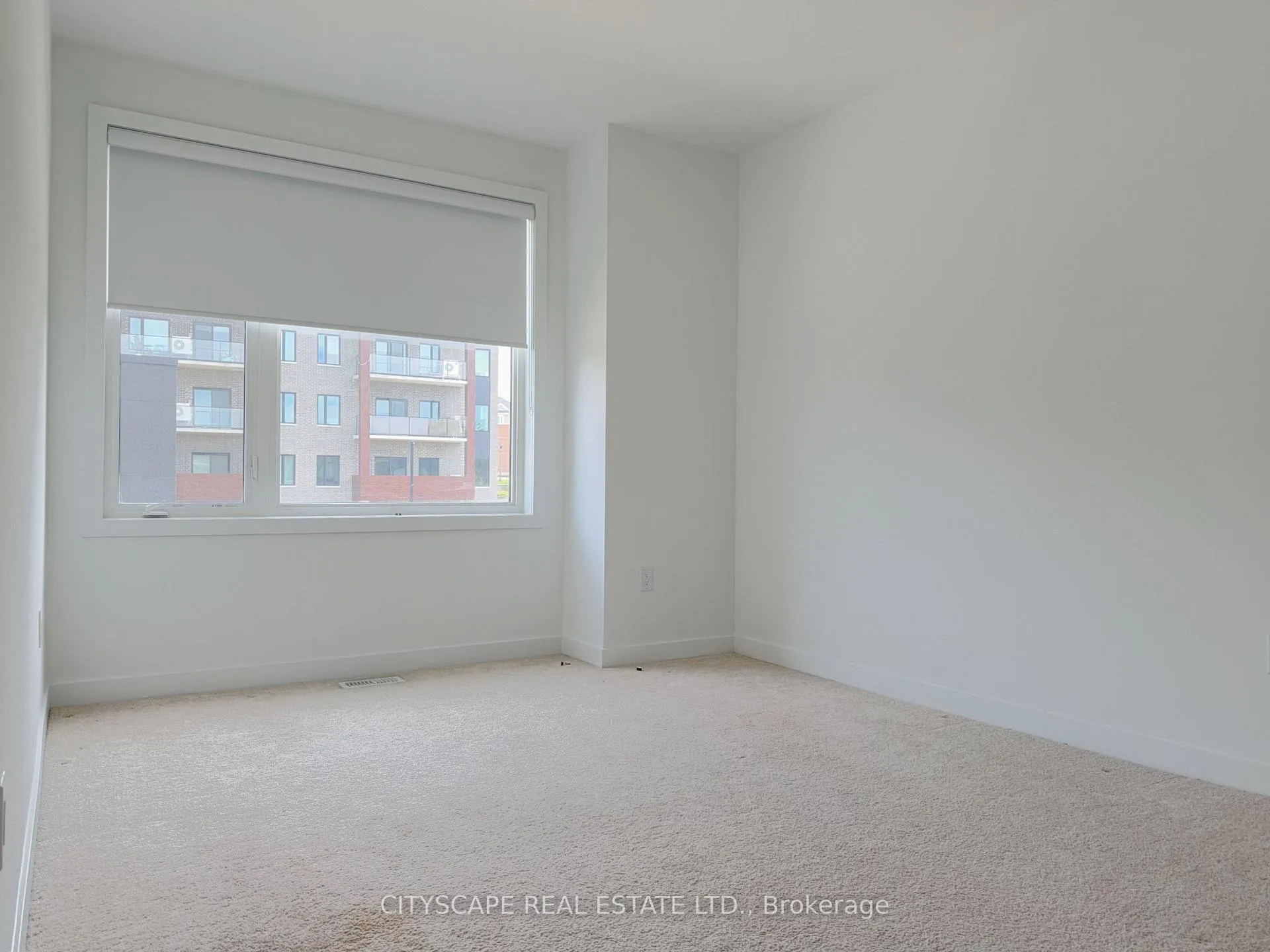Photo 15 of Unit 13, 416 Dundas Street S, Cambridge — HOMEH