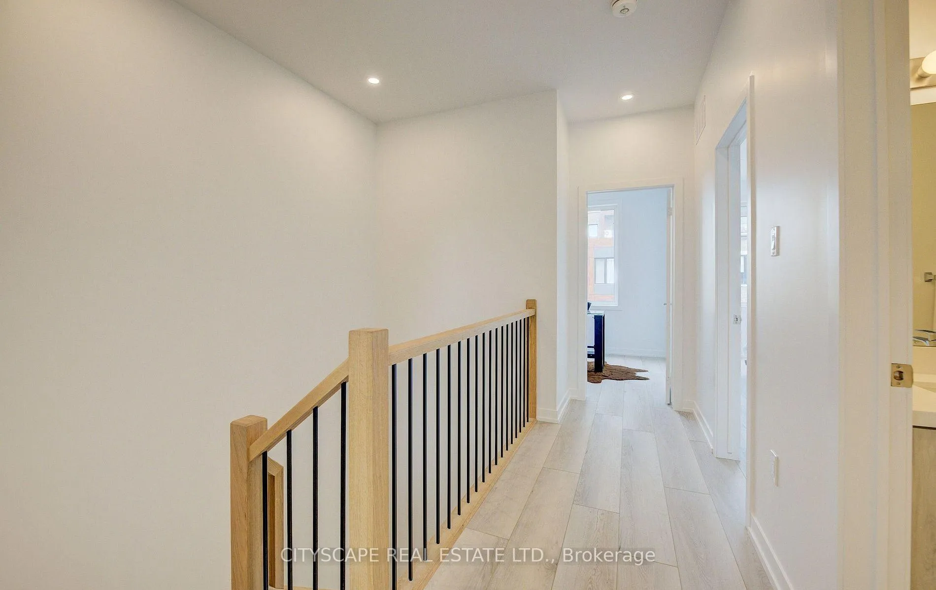 Photo 28 of Unit 13, 416 Dundas Street S, Cambridge — HOMEH