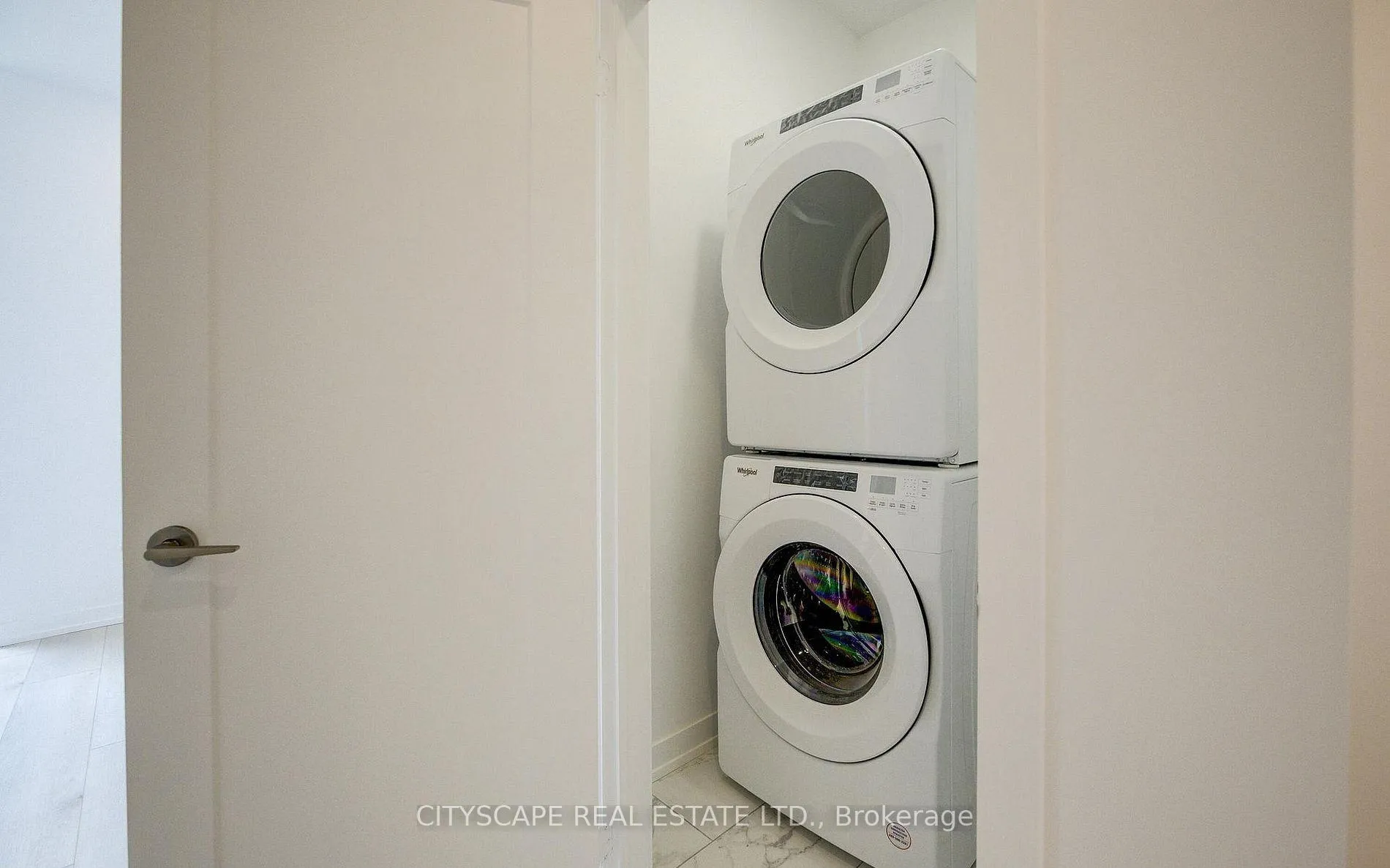 Photo 29 of Unit 13, 416 Dundas Street S, Cambridge — HOMEH