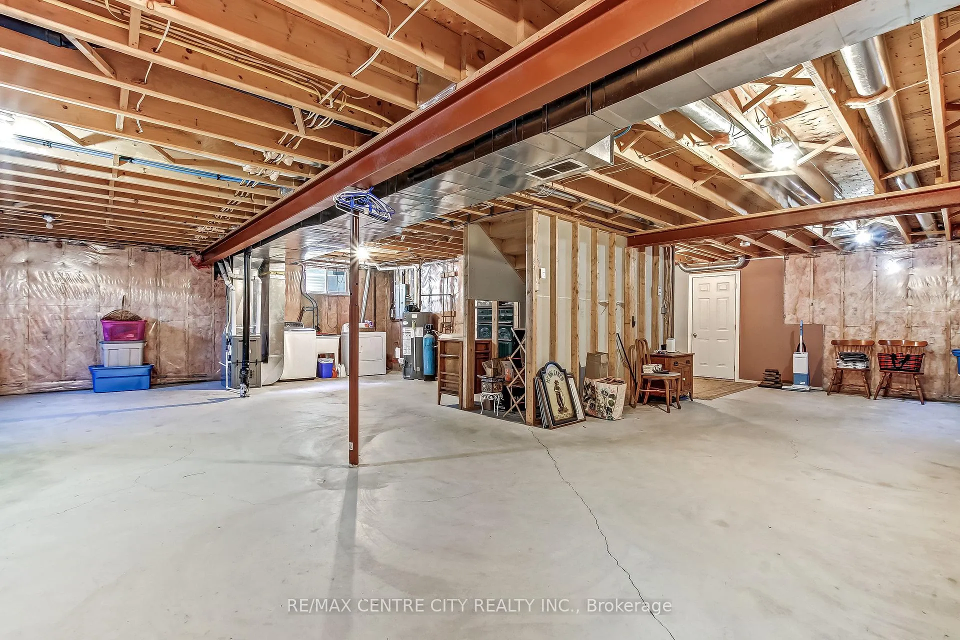 Photo 17 of 34 Lightbourne Avenue, Stratford — HOMEH