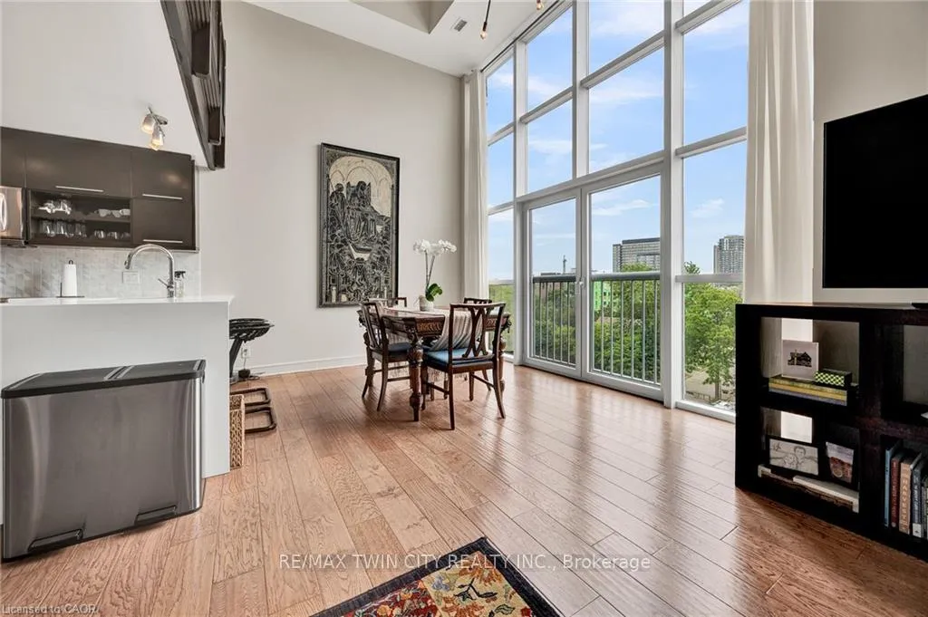 Photo 4 of Unit 402, 5 Father David Bauer Drive, Waterloo — HOMEH