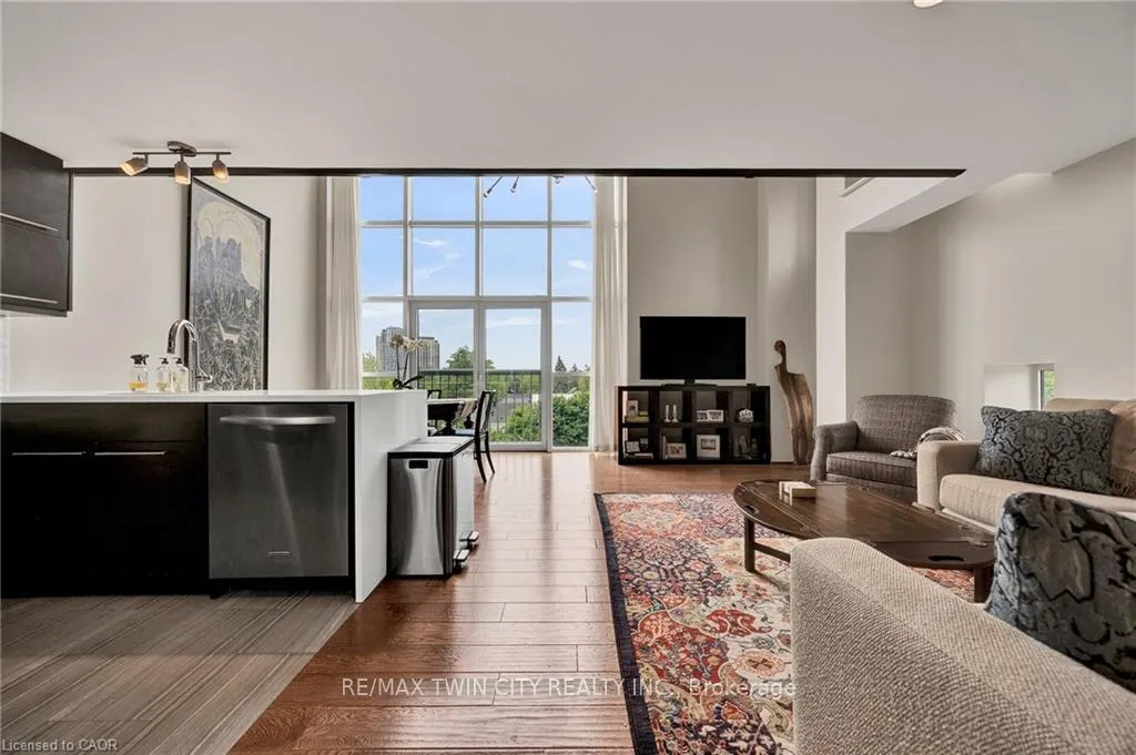 Photo 6 of Unit 402, 5 Father David Bauer Drive, Waterloo — HOMEH