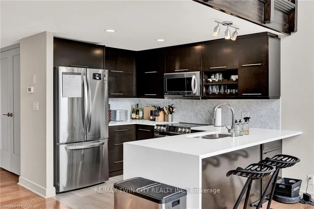 Photo 8 of Unit 402, 5 Father David Bauer Drive, Waterloo — HOMEH