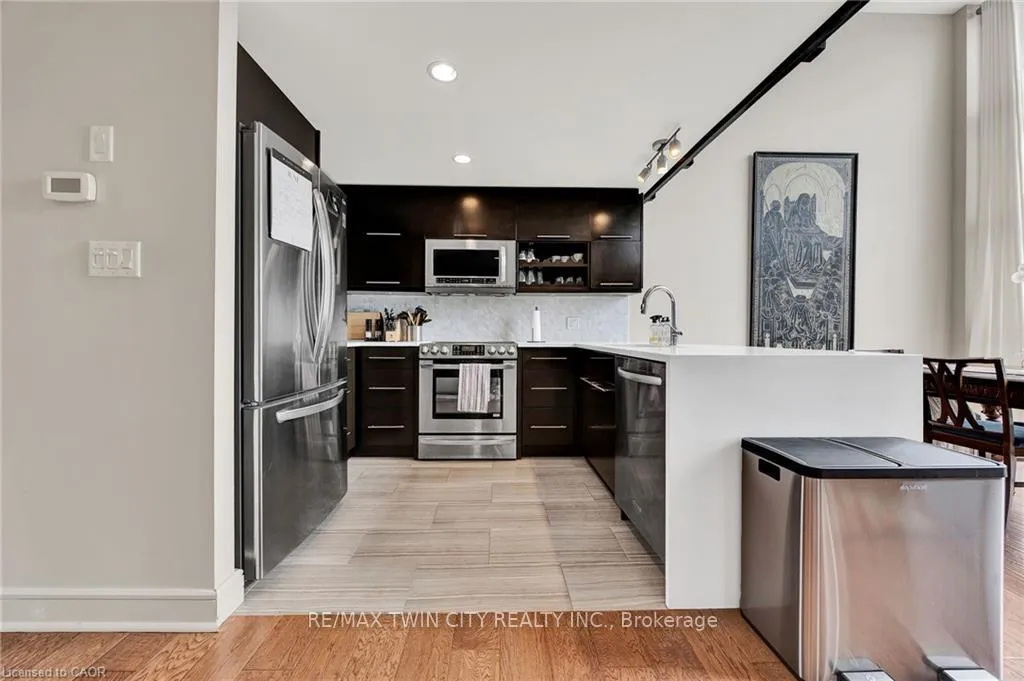 Photo 9 of Unit 402, 5 Father David Bauer Drive, Waterloo — HOMEH