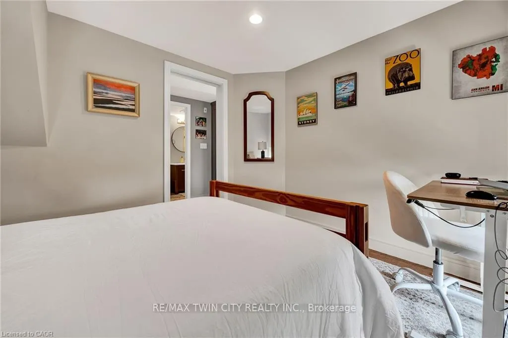 Photo 12 of Unit 402, 5 Father David Bauer Drive, Waterloo — HOMEH