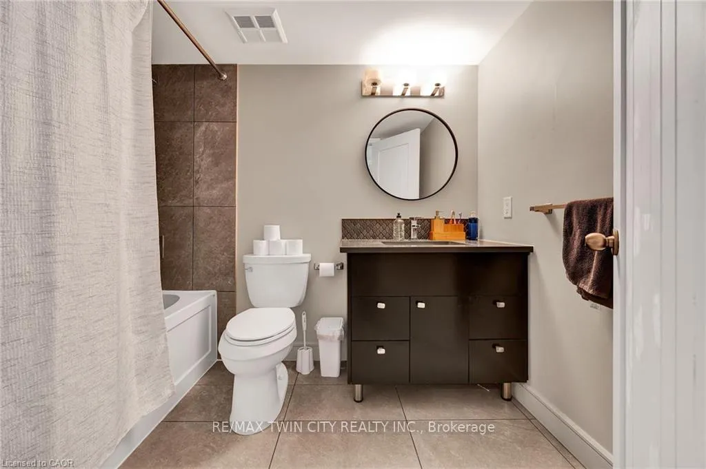 Photo 15 of Unit 402, 5 Father David Bauer Drive, Waterloo — HOMEH
