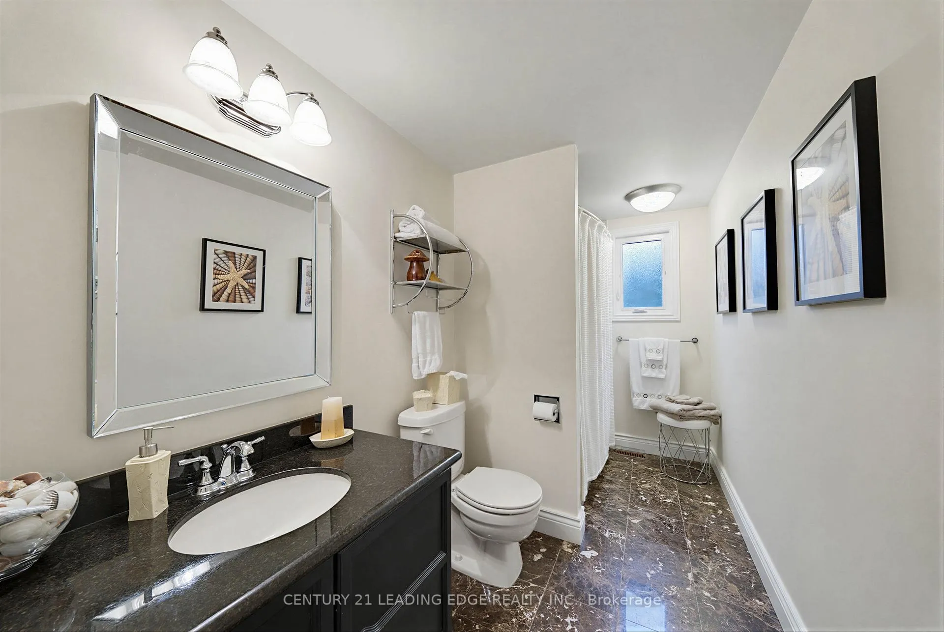 Photo 34 of 11 Hedgewood Drive, Markham, Unionville — HOMEH