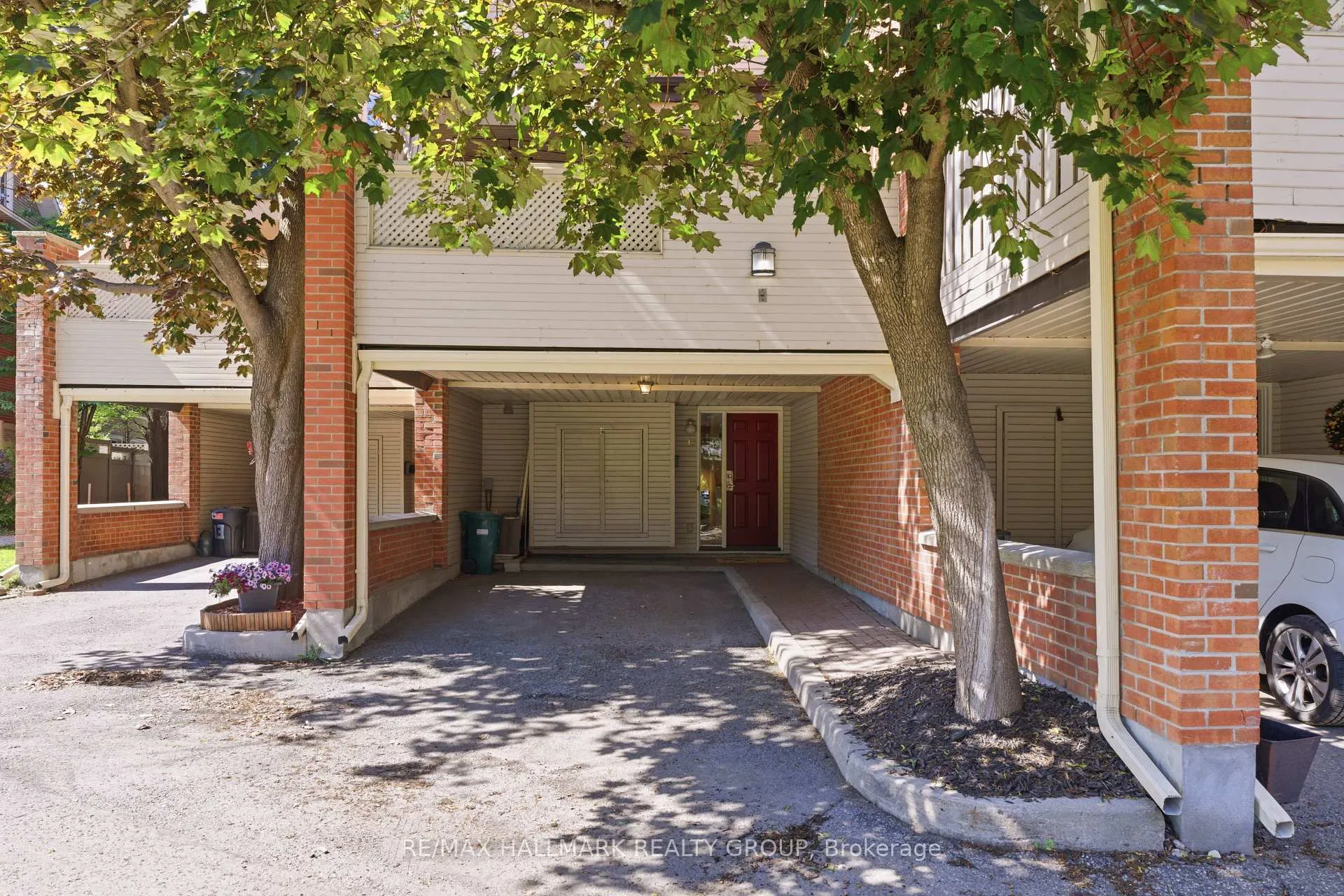 Photo 2 of Unit 15, 30 Montcalm Street, Ottawa, Ottawa East — HOMEH