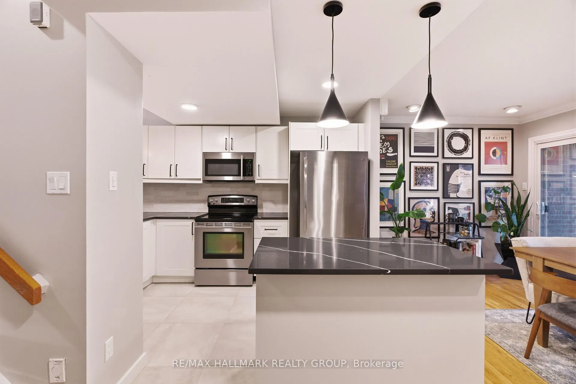 Photo 5 of Unit 15, 30 Montcalm Street, Ottawa, Ottawa East — HOMEH