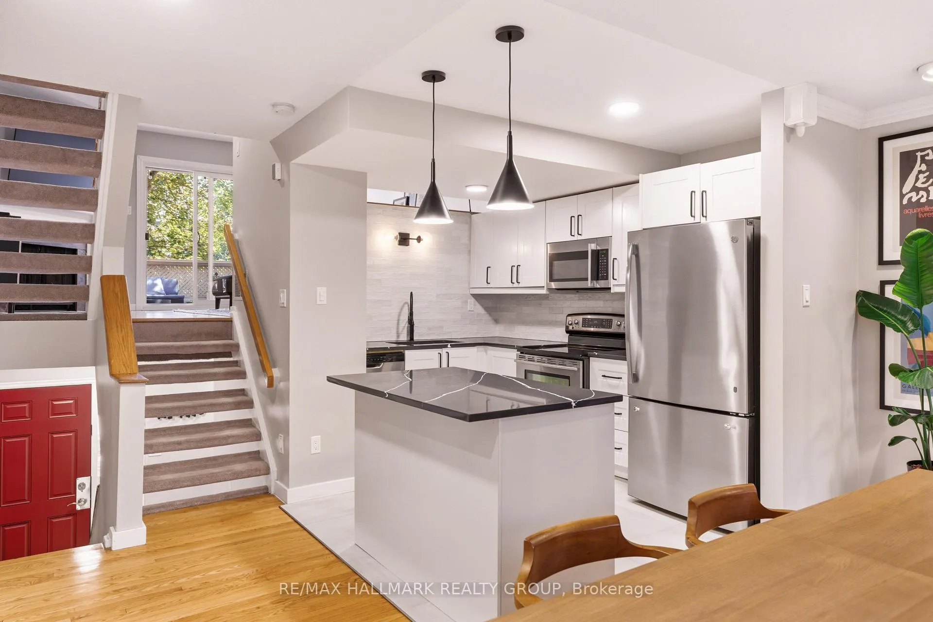 Photo 6 of Unit 15, 30 Montcalm Street, Ottawa, Ottawa East — HOMEH