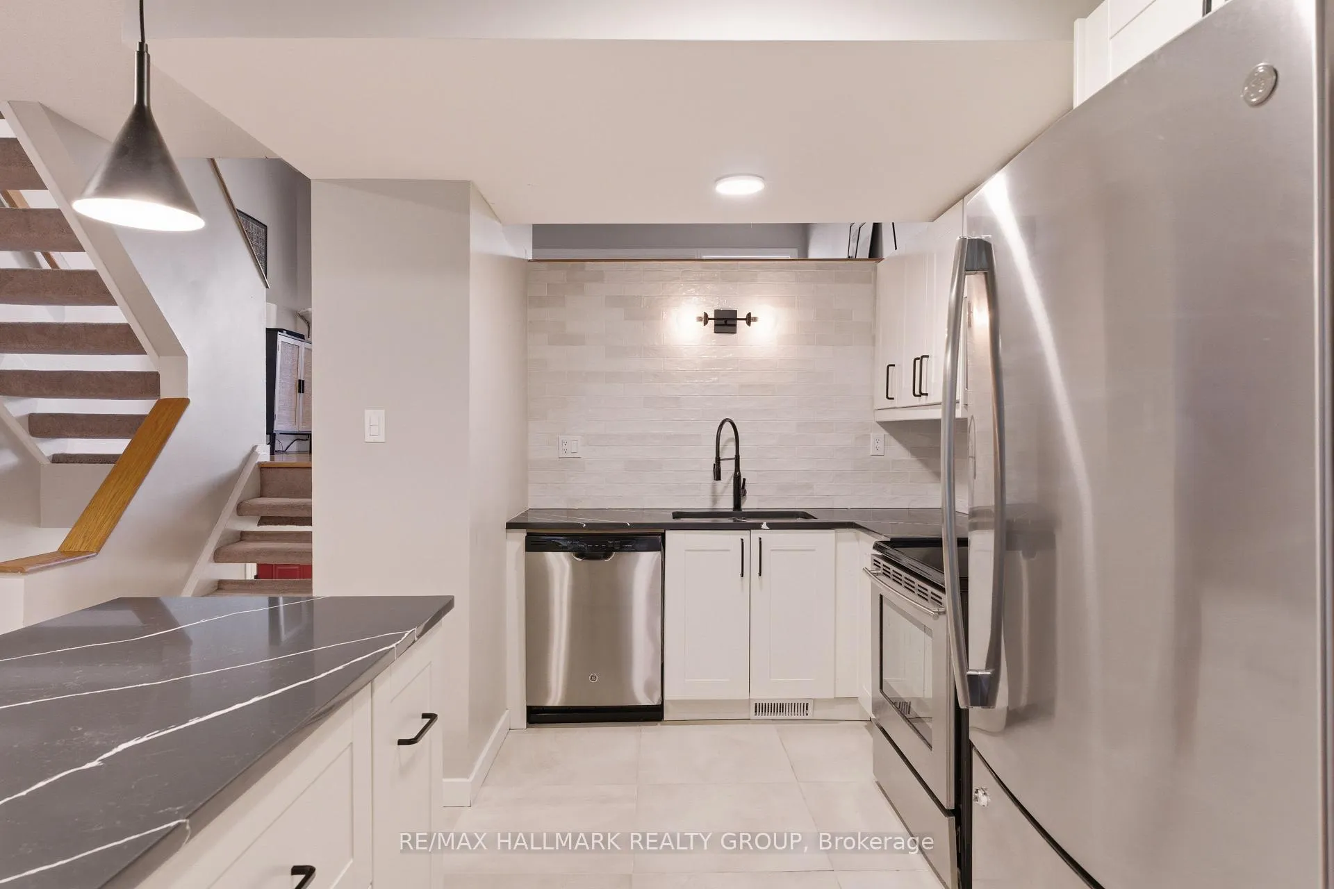 Photo 8 of Unit 15, 30 Montcalm Street, Ottawa, Ottawa East — HOMEH