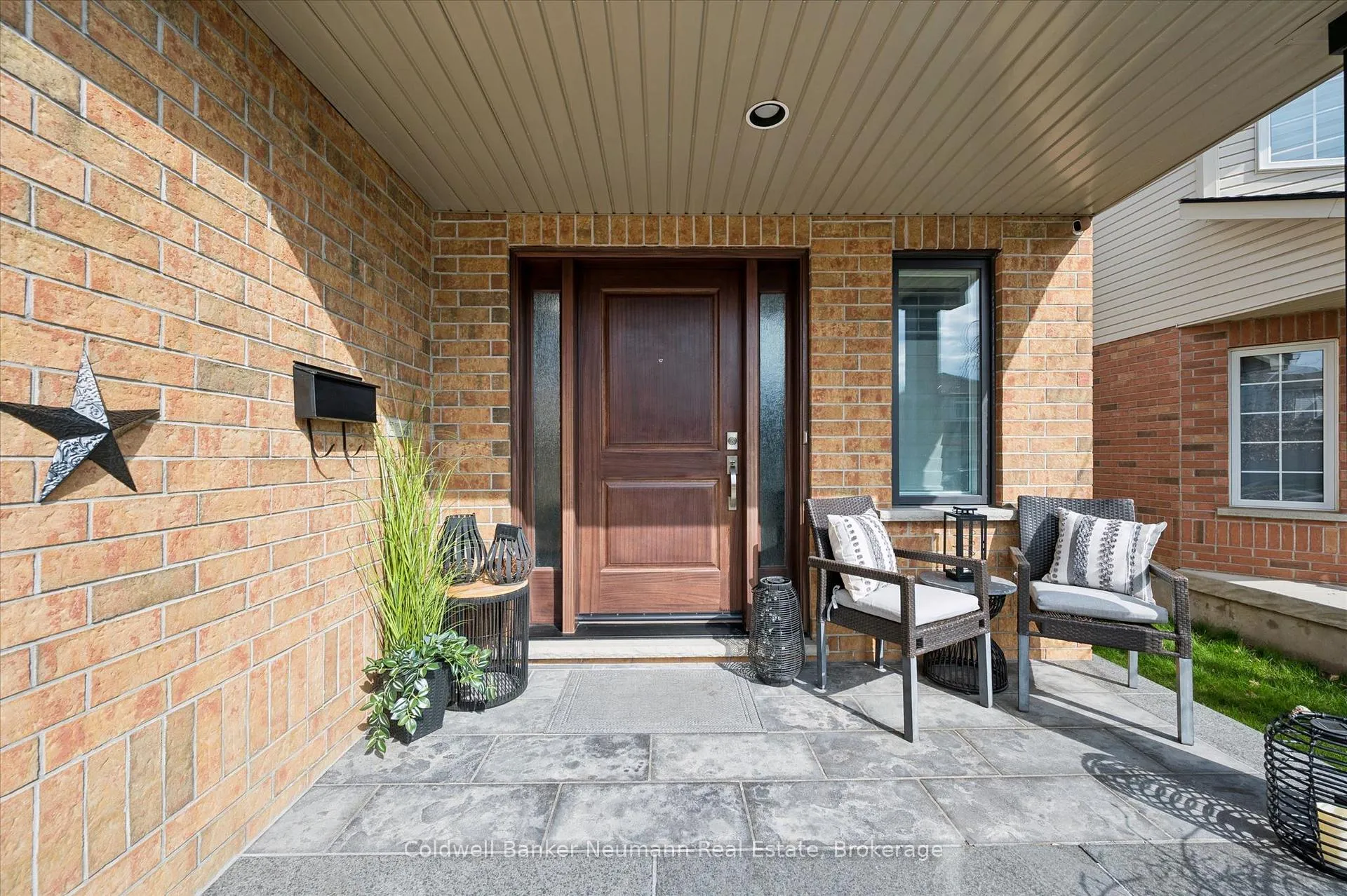 Photo 4 of 68 Grey Oak Drive, Guelph, Pineridge/Westminster Woods — HOMEH