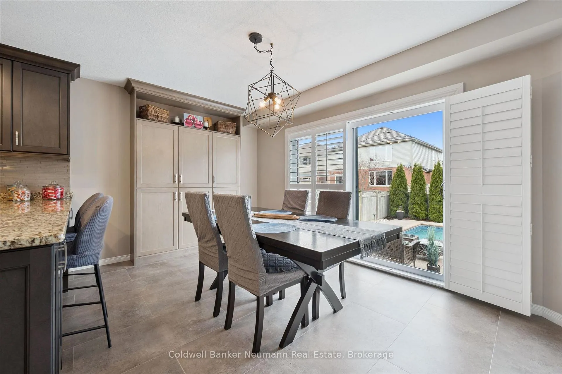 Photo 13 of 68 Grey Oak Drive, Guelph, Pineridge/Westminster Woods — HOMEH