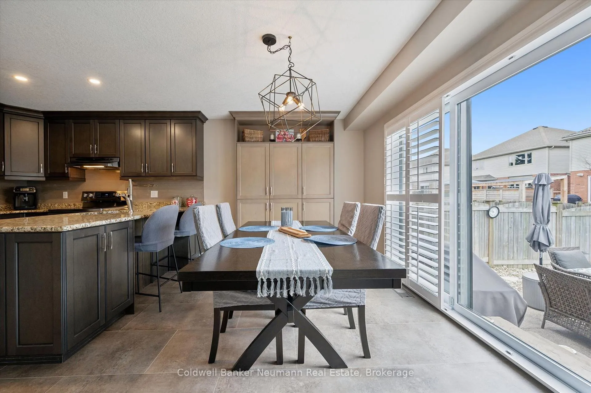 Photo 14 of 68 Grey Oak Drive, Guelph, Pineridge/Westminster Woods — HOMEH