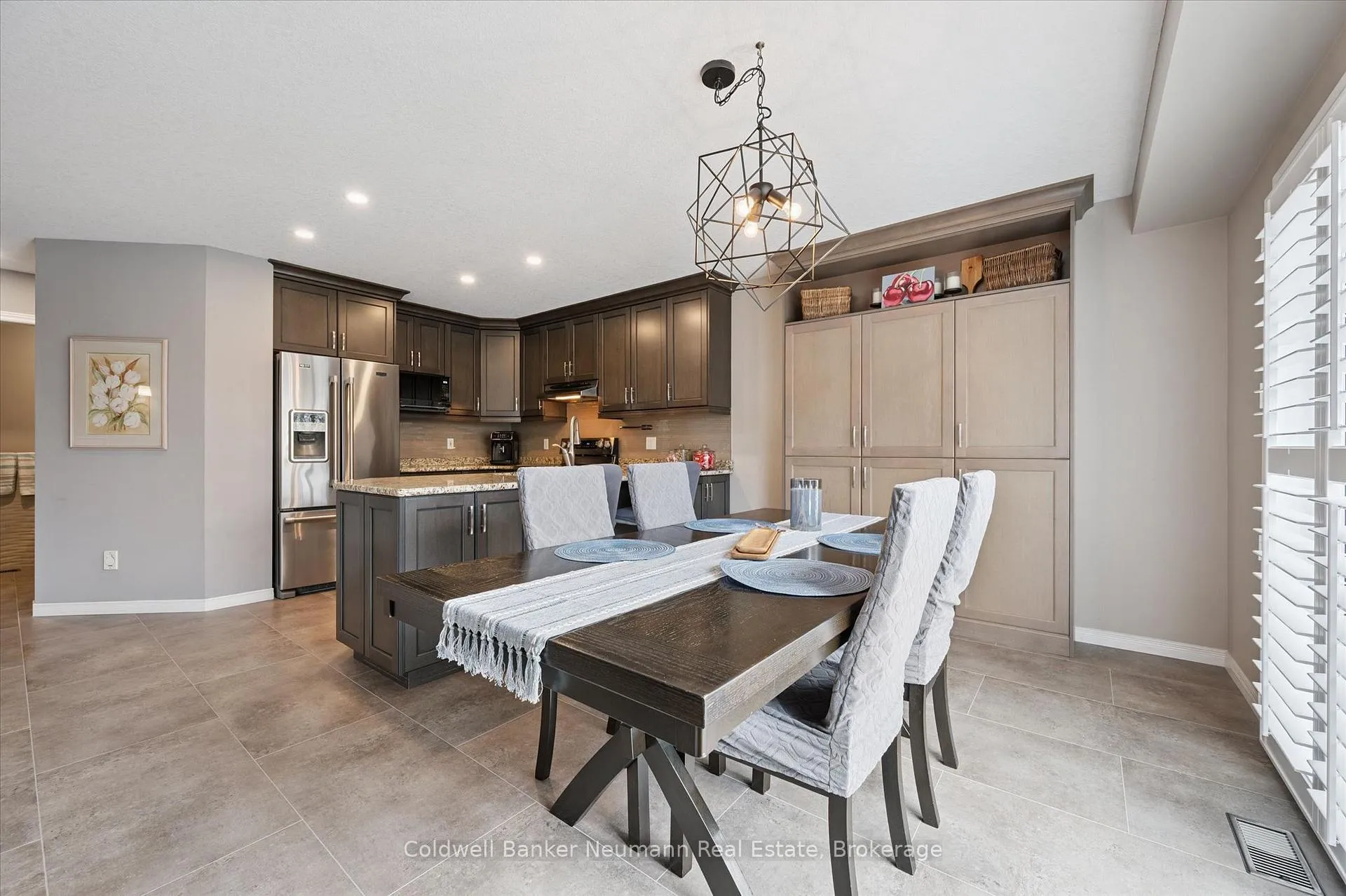 Photo 15 of 68 Grey Oak Drive, Guelph, Pineridge/Westminster Woods — HOMEH