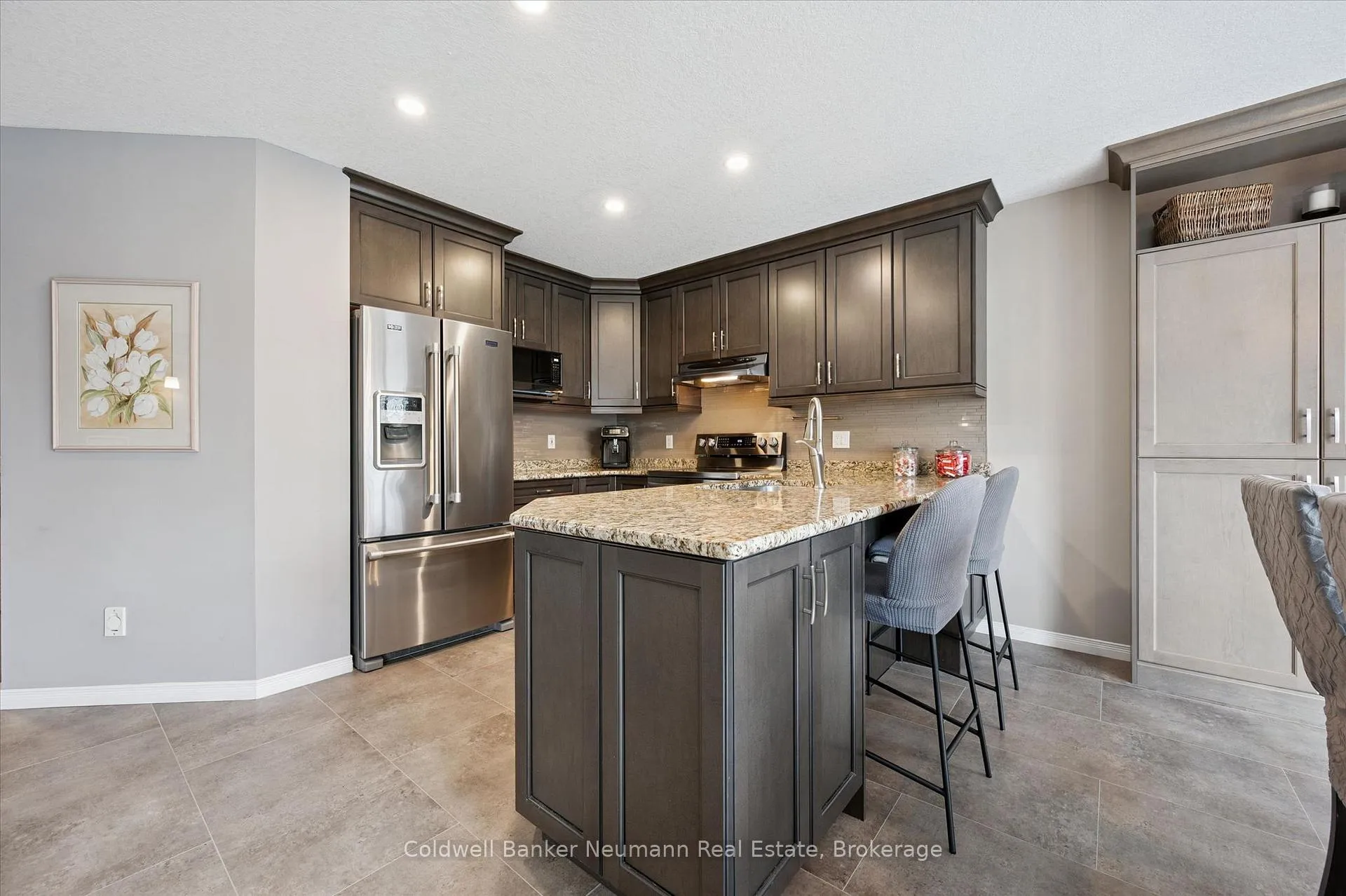 Photo 16 of 68 Grey Oak Drive, Guelph, Pineridge/Westminster Woods — HOMEH